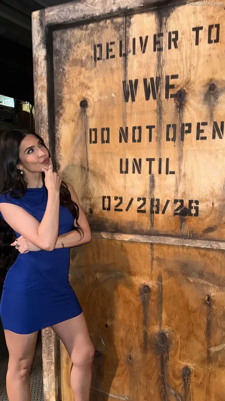 Cathy Kelley photo 3 of 1427