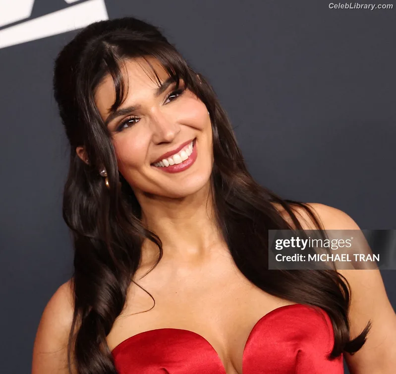 Cathy Kelley photo 24 of 1427