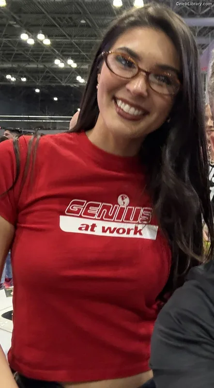 Cathy Kelley photo 22 of 1427