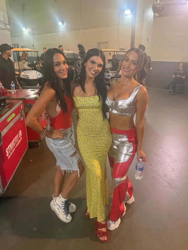 Cathy Kelley photo 20 of 1427