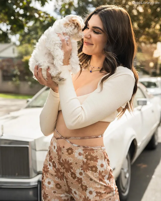 Cathy Kelley photo 15 of 1427