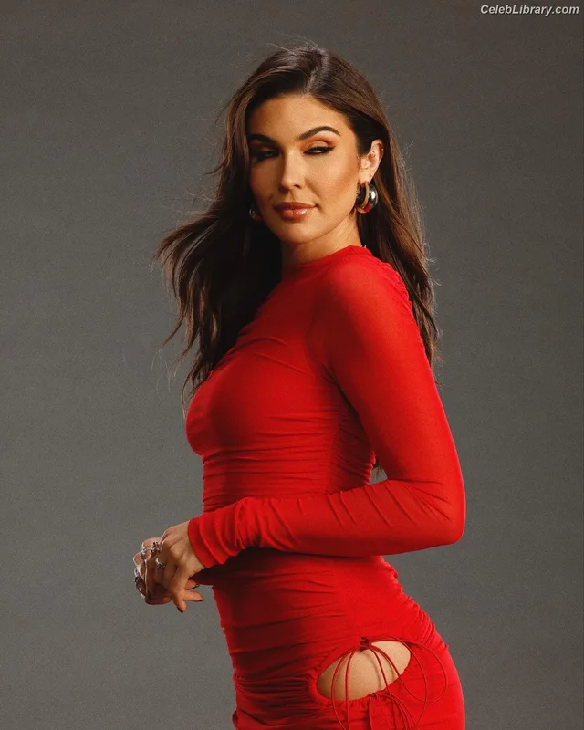 Cathy Kelley photo 15 of 1427
