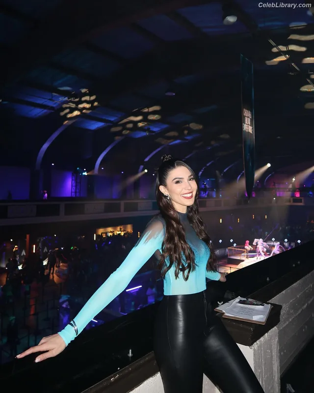 Cathy Kelley photo 16 of 1427