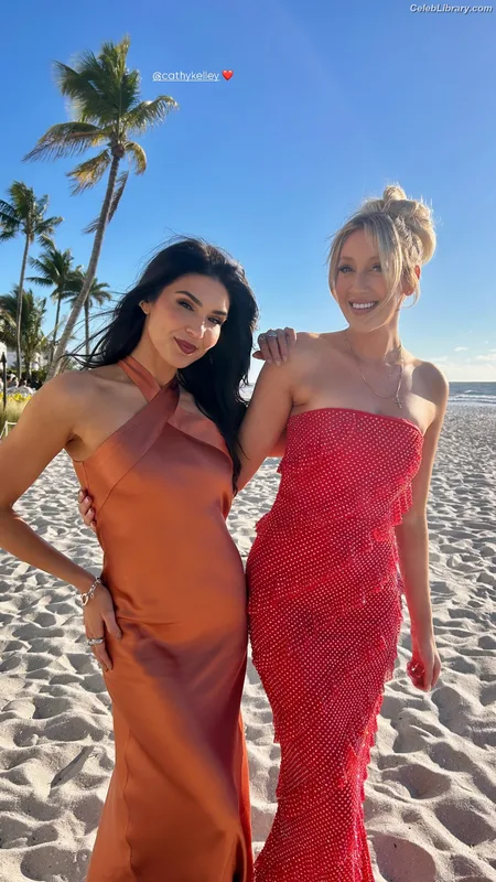 Cathy Kelley photo 23 of 1427