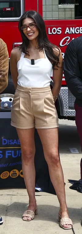 Cathy Kelley photo 13 of 1427