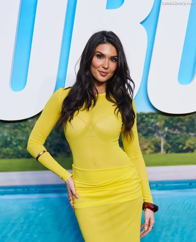 Cathy Kelley photo 9 of 1427