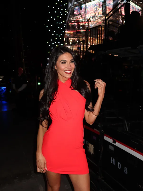 Cathy Kelley photo 24 of 1427