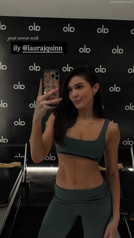 Cathy Kelley photo 3 of 1427