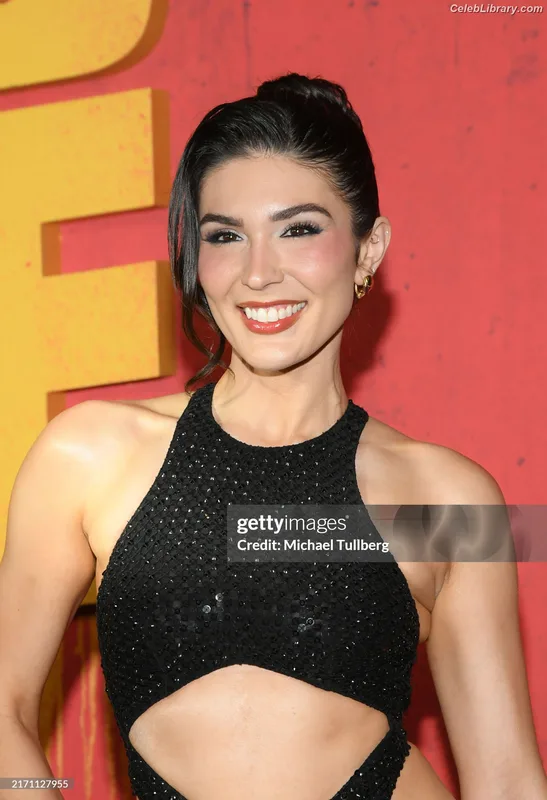 Cathy Kelley photo 23 of 1427