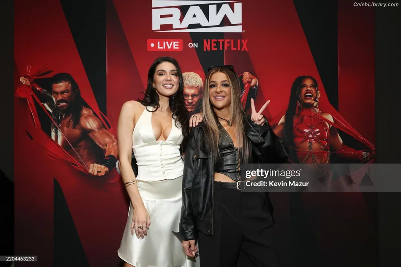 Cathy Kelley photo 9 of 1427