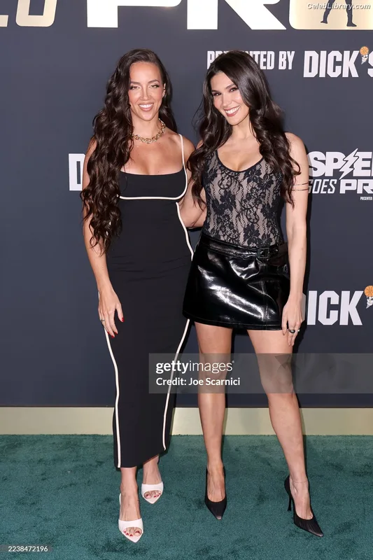 Cathy Kelley photo 21 of 1427
