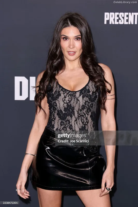 Cathy Kelley photo 23 of 1427