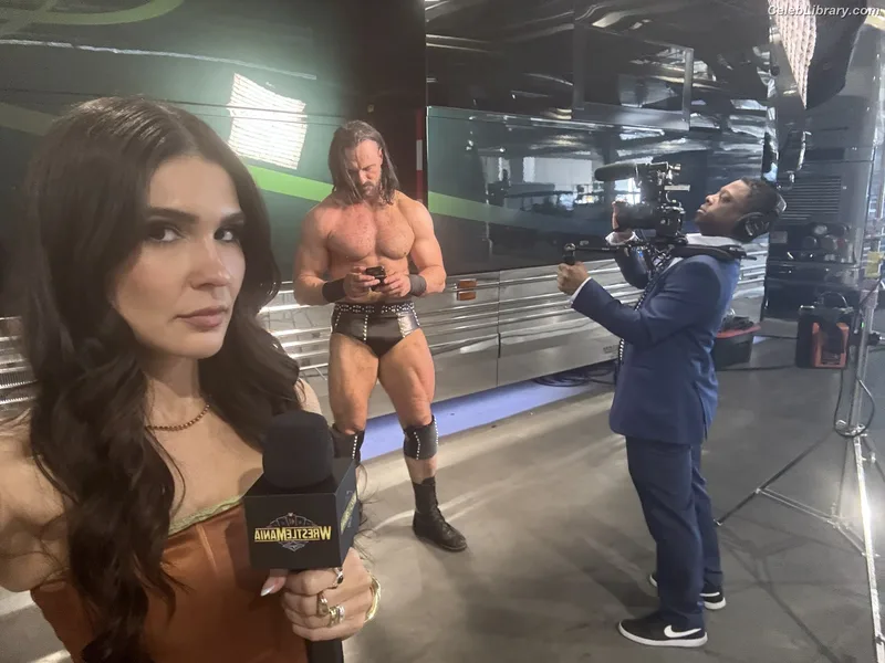 Cathy Kelley photo 7 of 1427