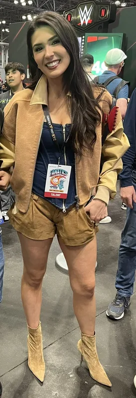 Cathy Kelley photo 16 of 1427