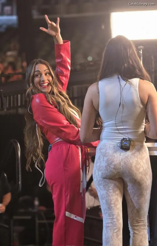 Cathy Kelley photo 23 of 1427