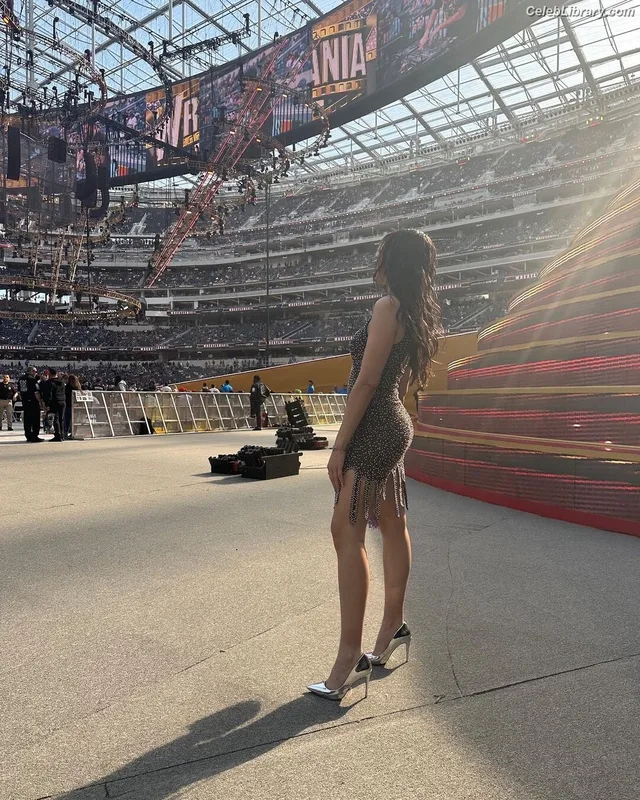 Cathy Kelley photo 5 of 1427