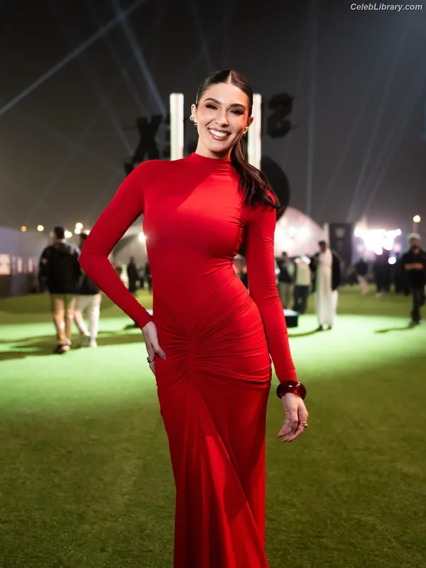 Cathy Kelley photo 19 of 1427