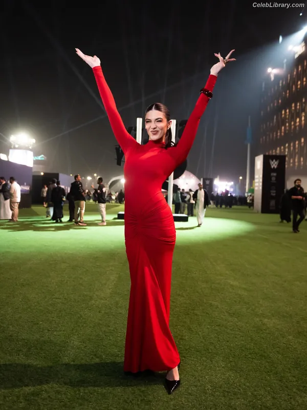 Cathy Kelley photo 21 of 1427
