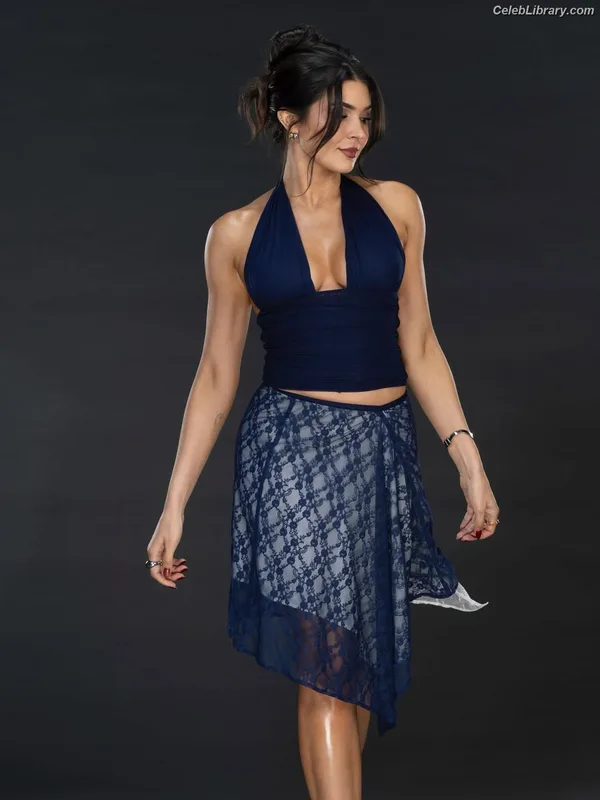 Cathy Kelley photo 8 of 1427