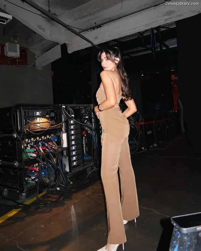 Cathy Kelley photo 19 of 1427