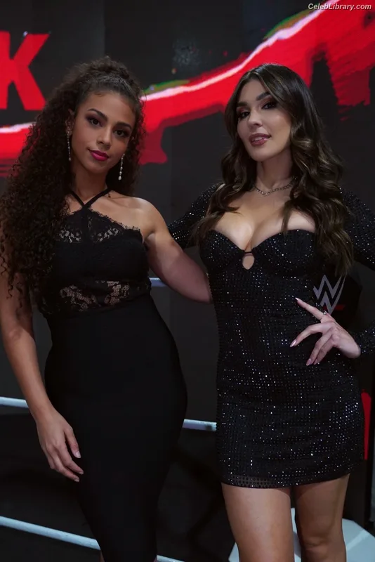 Cathy Kelley photo 11 of 1427