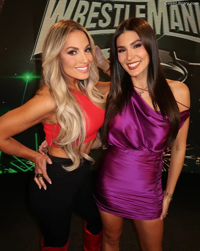 Cathy Kelley photo 15 of 1427