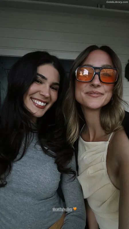 Cathy Kelley photo 9 of 1427