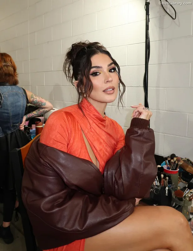 Cathy Kelley photo 18 of 1427