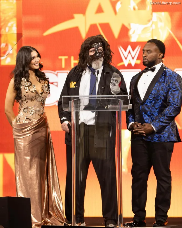 Cathy Kelley photo 11 of 1427
