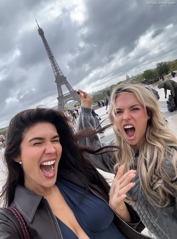 Cathy Kelley photo 21 of 1427