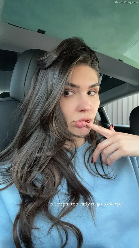 Cathy Kelley photo 10 of 1427