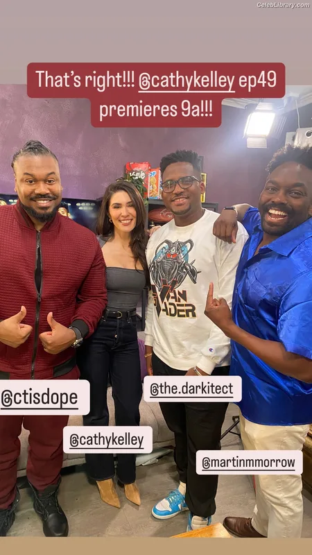 Cathy Kelley photo 14 of 1427