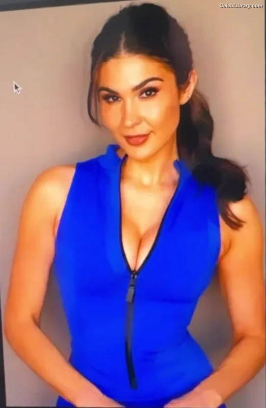 Cathy Kelley photo 23 of 1427