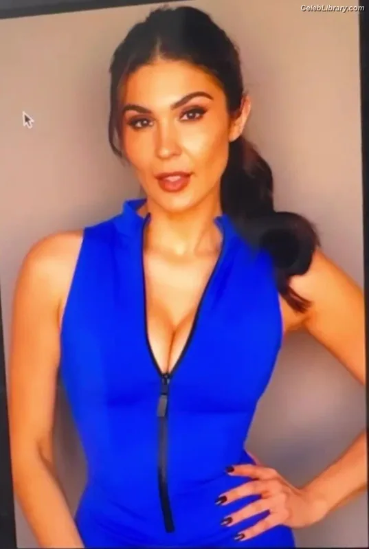 Cathy Kelley photo 3 of 1427