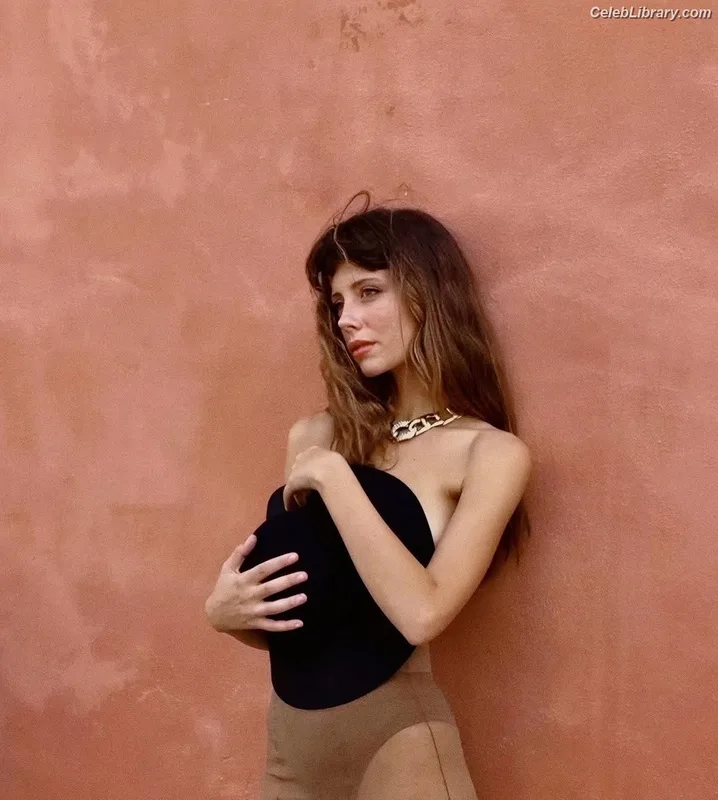 Celeste Dalla Porta photo 10 of 43