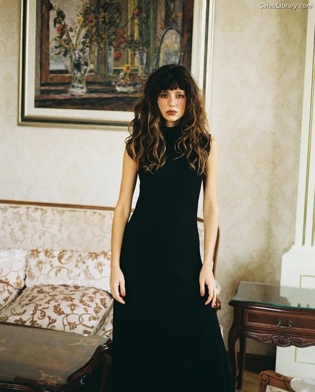 Celeste Dalla Porta photo 20 of 43