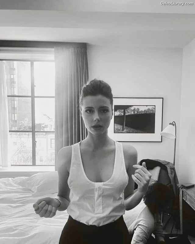 Celeste Dalla Porta photo 23 of 43