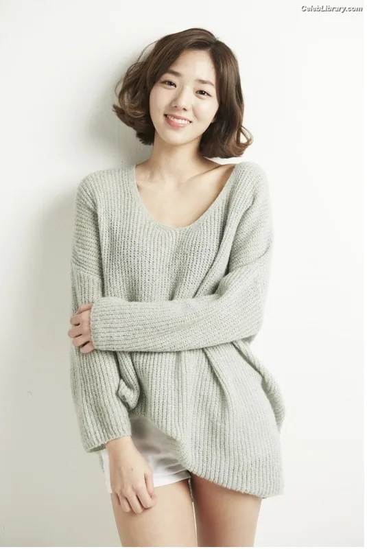 Chae Soo-bin 채수빈  Soobinms photo 8 of 76