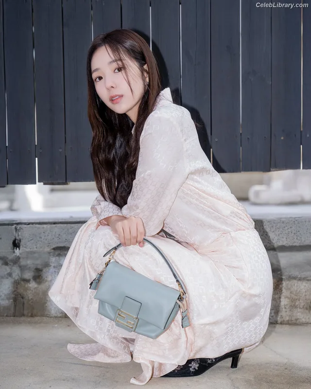Chae Soo-bin 채수빈  Soobinms photo 14 of 76