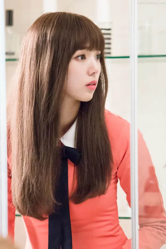 Chae Soo-bin 채수빈  Soobinms photo 19 of 76