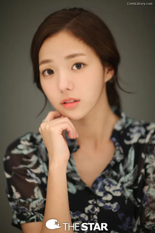 Chae Soo-bin 채수빈  Soobinms photo 7 of 76