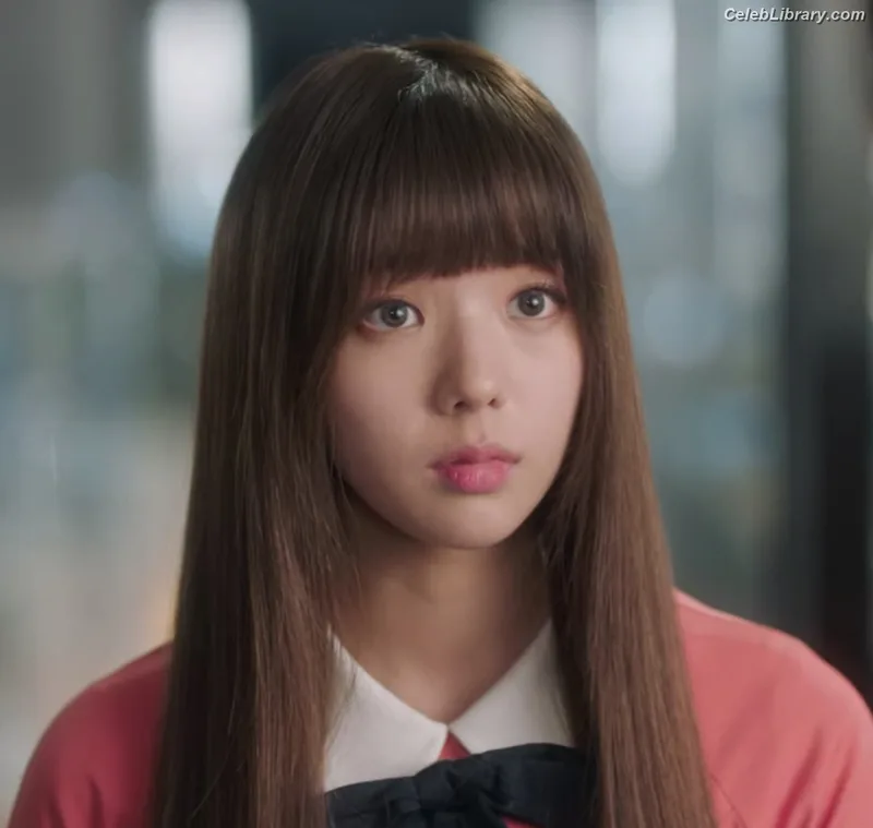 Chae Soo-bin 채수빈  Soobinms photo 14 of 76