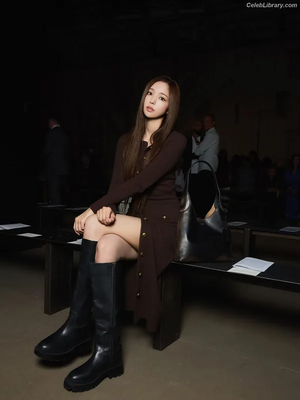 Chae Soo-bin 채수빈  Soobinms photo 1 of 76