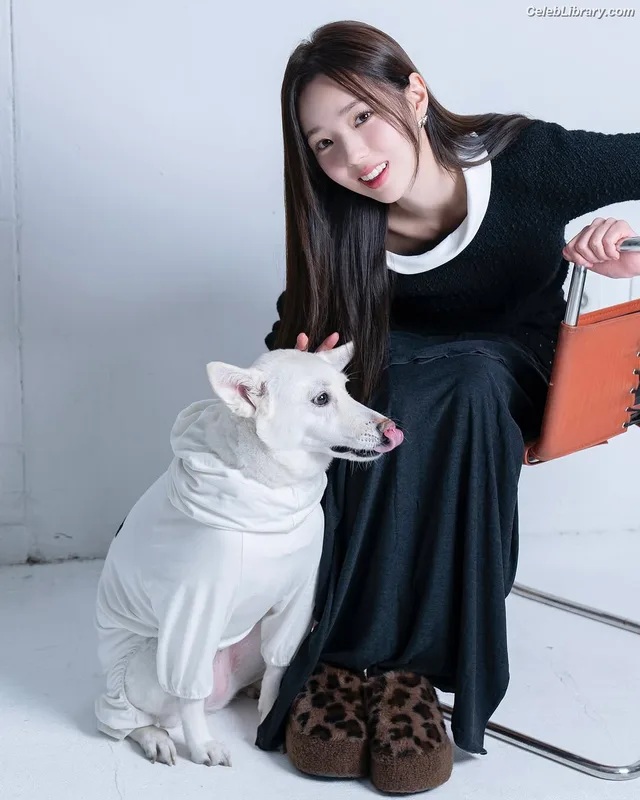 Chae Soo-bin 채수빈  Soobinms photo 13 of 76