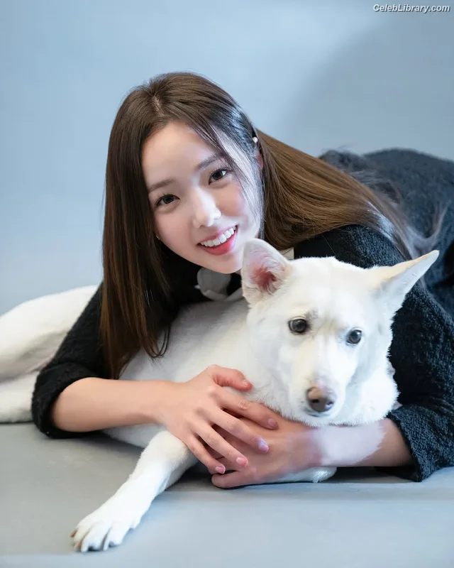 Chae Soo-bin 채수빈  Soobinms photo 19 of 76