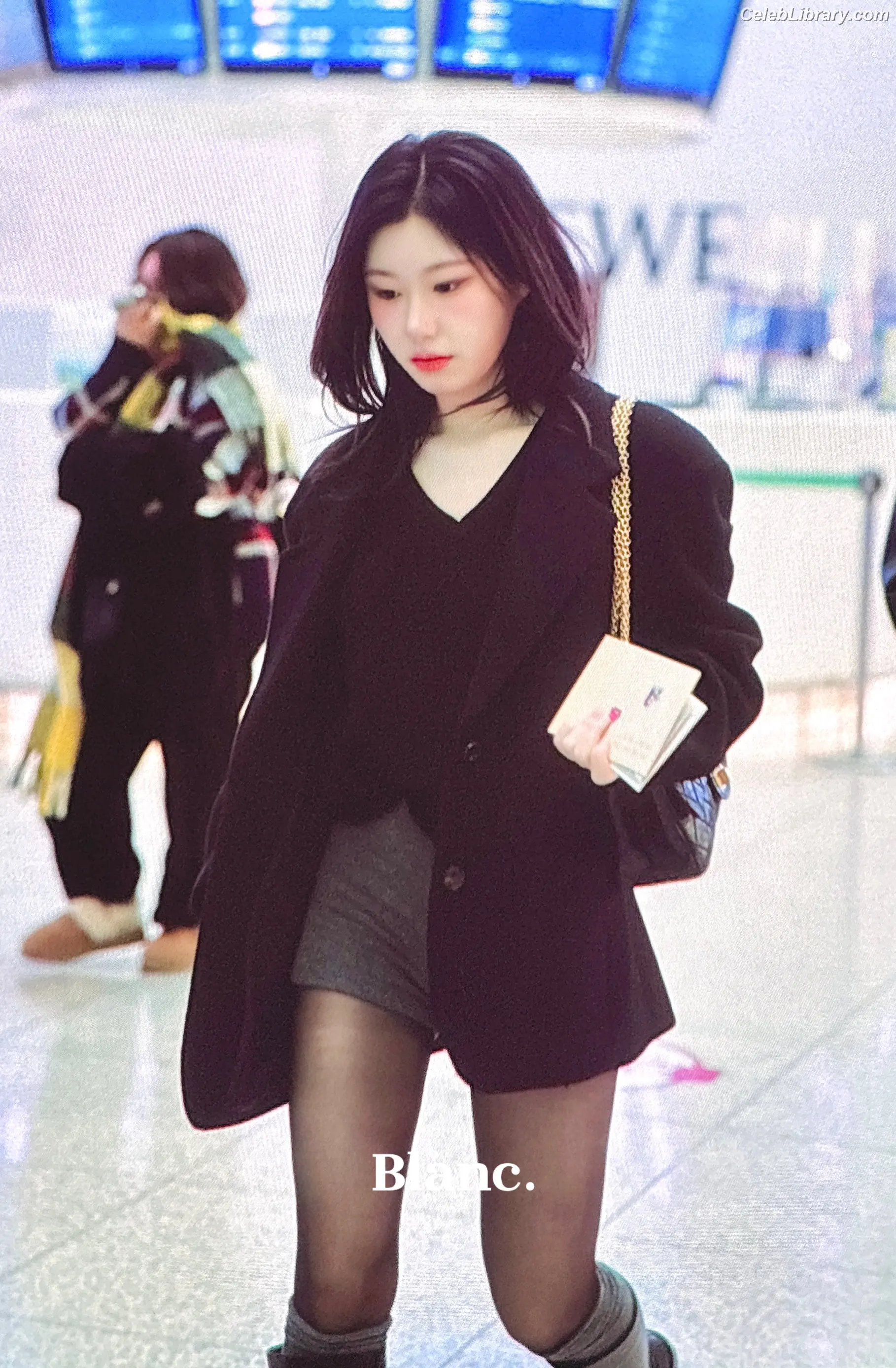 Chaeryeong - ITZY (채령) photo 4 of 659