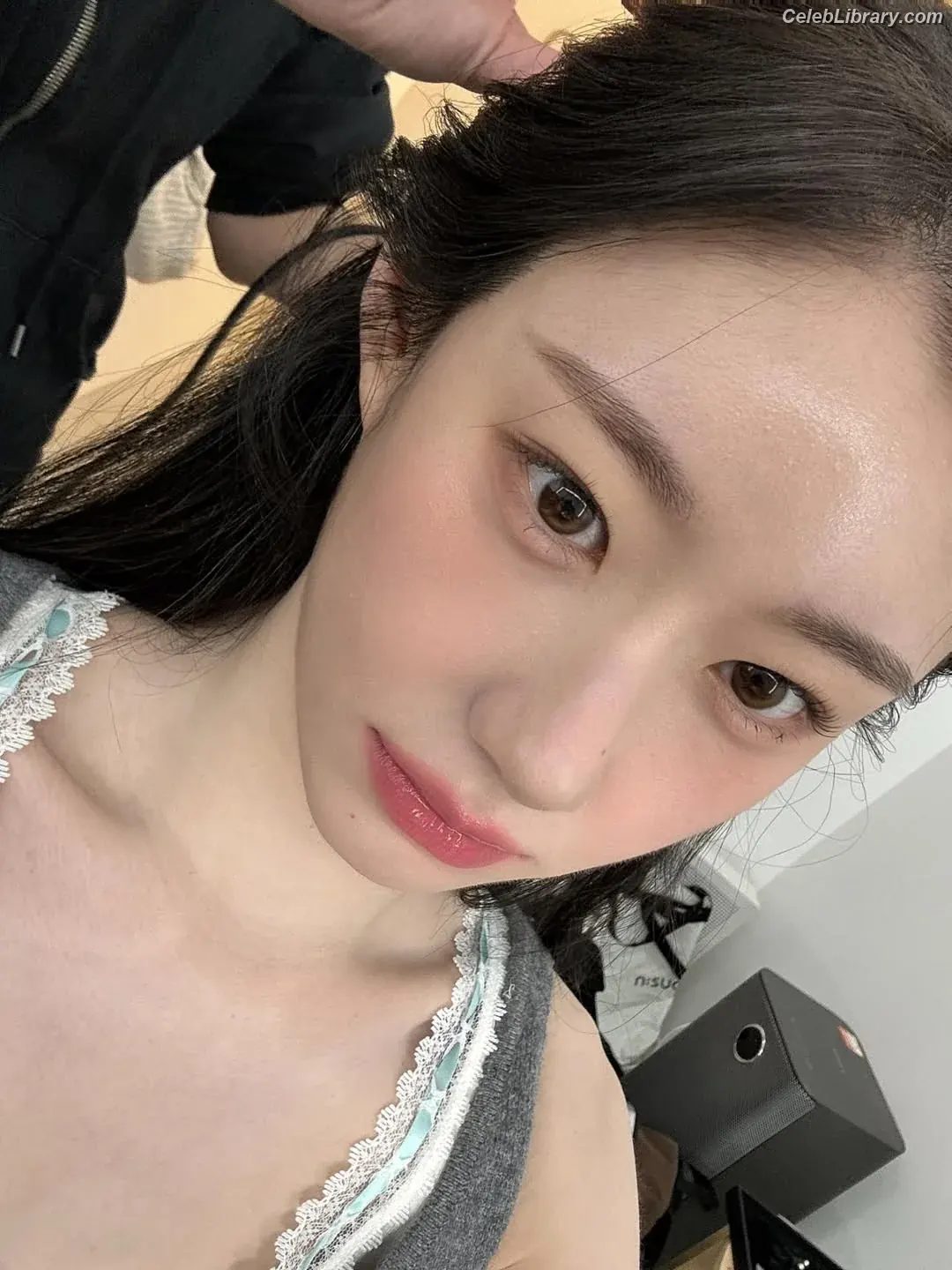 Chaeryeong - ITZY (채령) photo 17 of 659