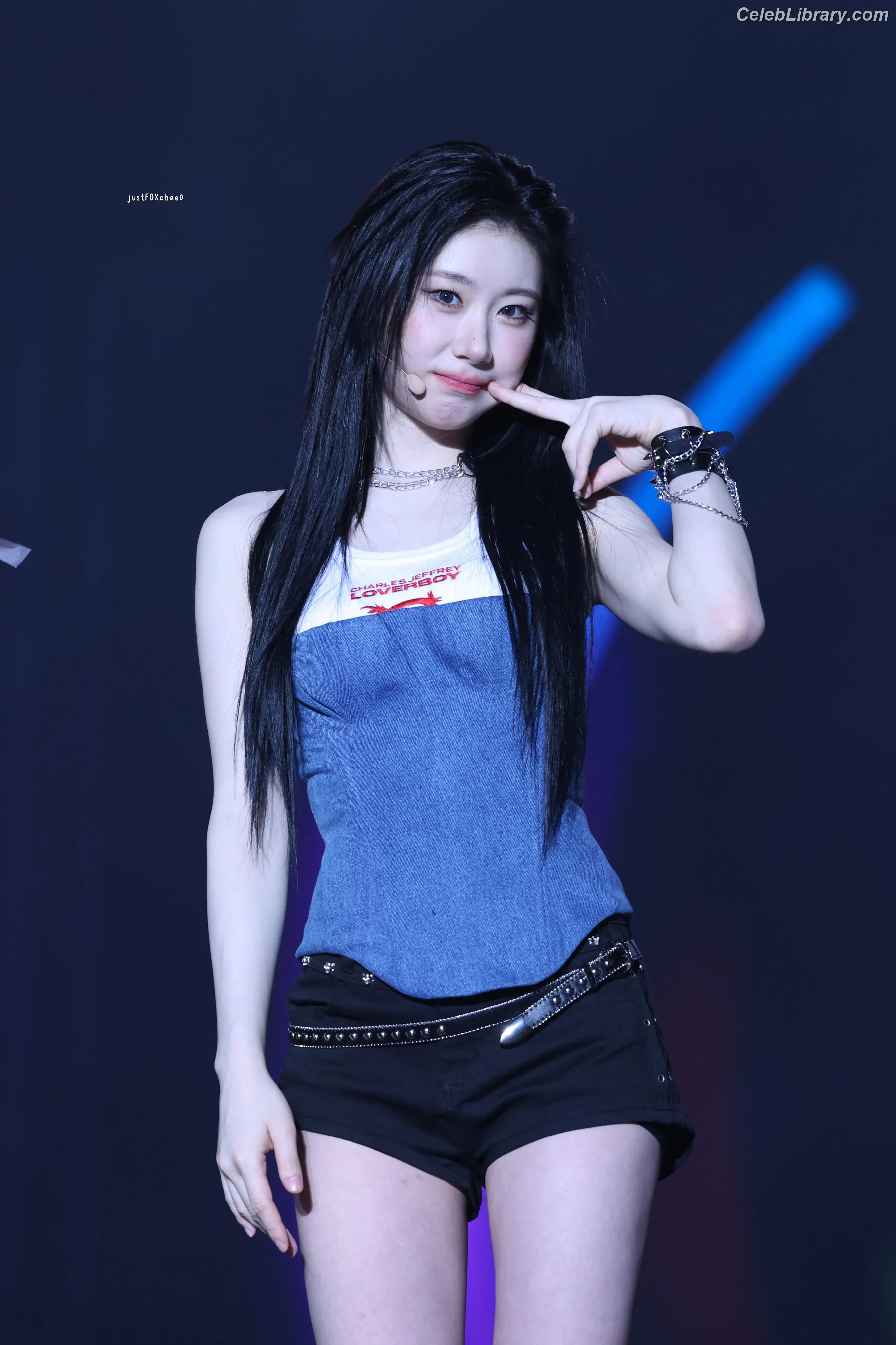 Chaeryeong - ITZY (채령) photo 10 of 659