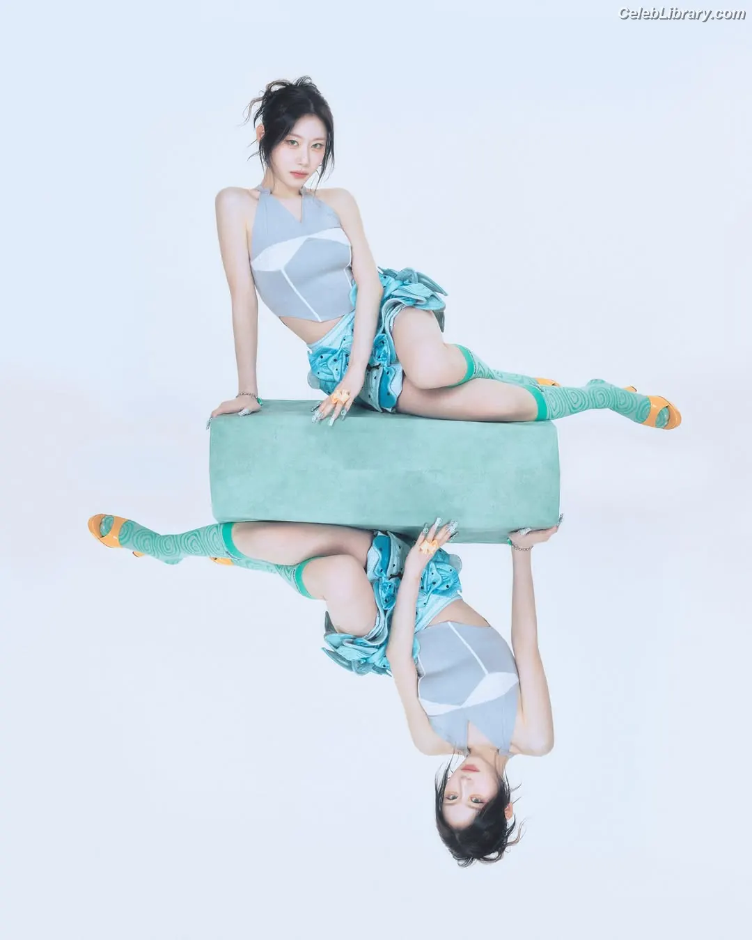 Chaeryeong - ITZY (채령) photo 5 of 659