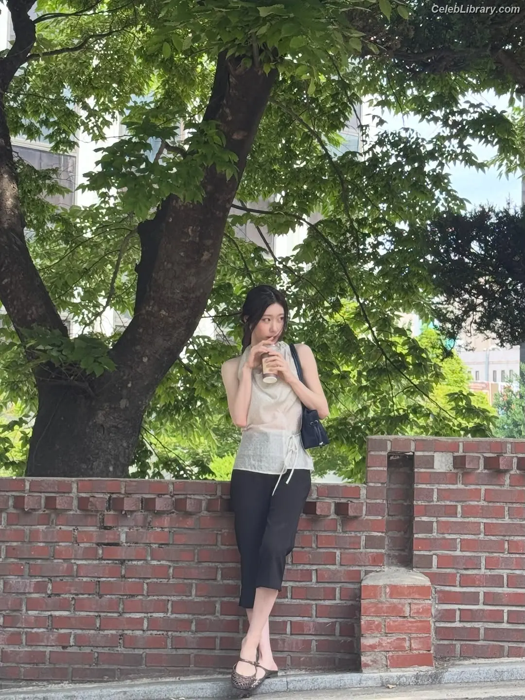 Chaeryeong - ITZY (채령) photo 6 of 659